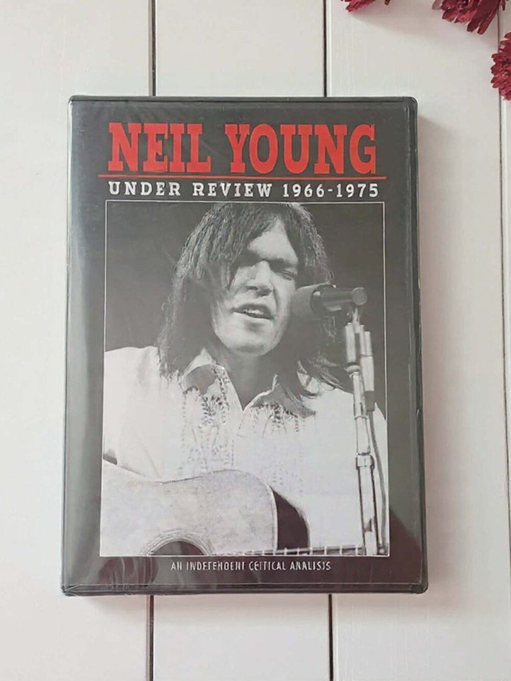 Neil Young Under Review 1966-1975 Limited Collector's Music DVD (2006) Brand New